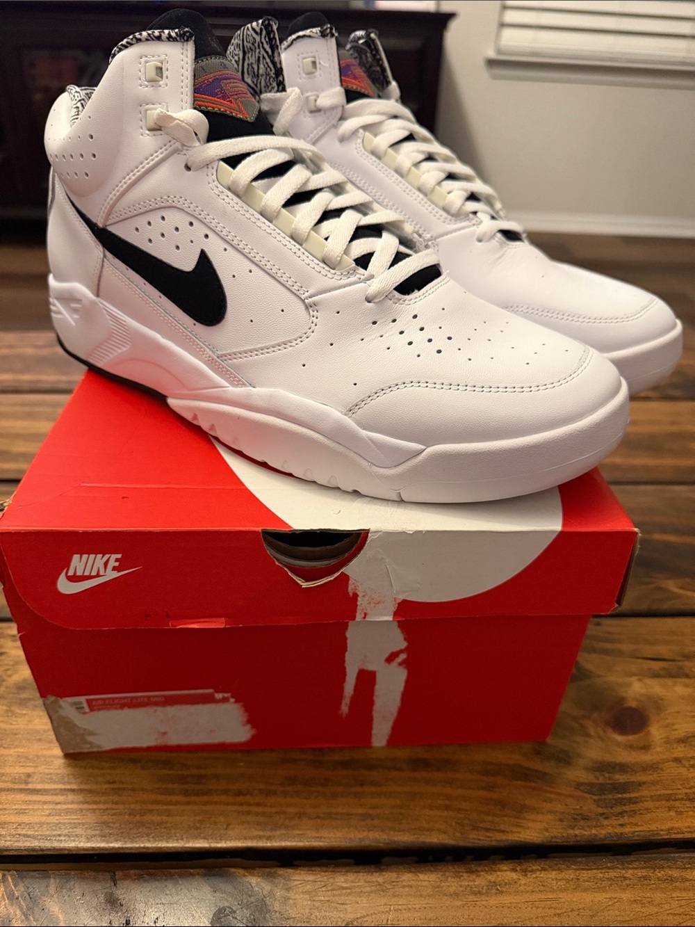 Nike Aor Flight Light Mid. Sz. 11.5